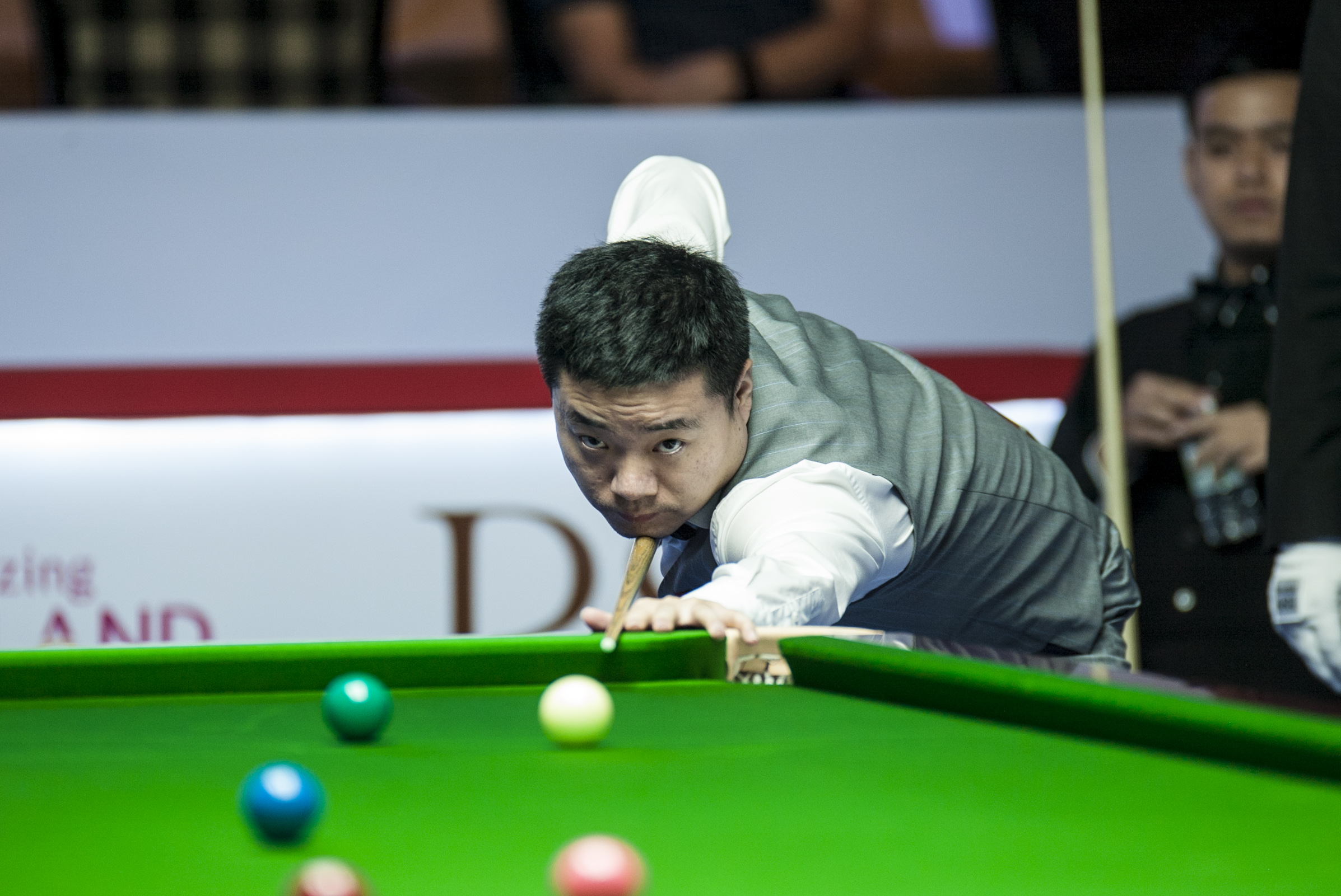 的视野控制 的视野控制